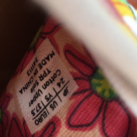 🎉🎊Host Pick🎊🎉 NWT TOMS canvas sneakers - Picture 7 of 7